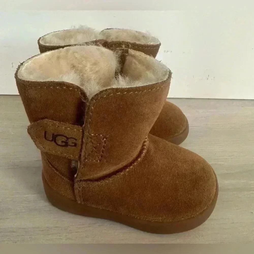 UGG Keelan Boots Baby Infant Toddler Kids Size 2/3 USA‎ Chestnut